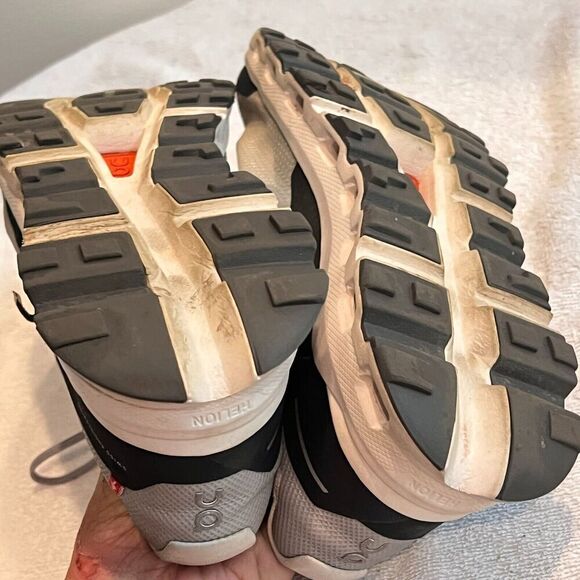 On Cloud Cloudtec Women White Sneaker Lace Up W9 Low Top Running Shoes Black - Picture 10 of 13